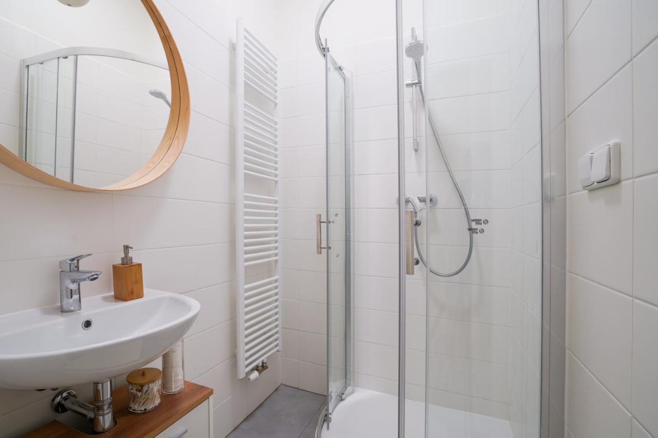 Lucy'S Apartments Olomouc Ngoại thất bức ảnh